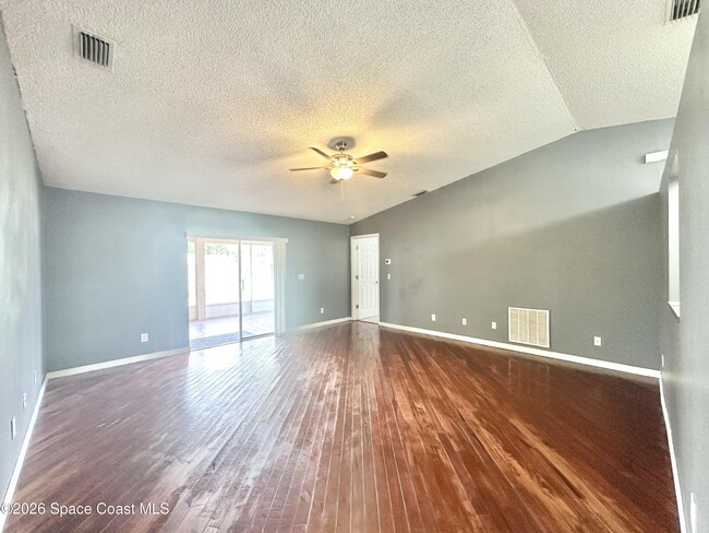 Building Photo - 6470 Ailes Ave