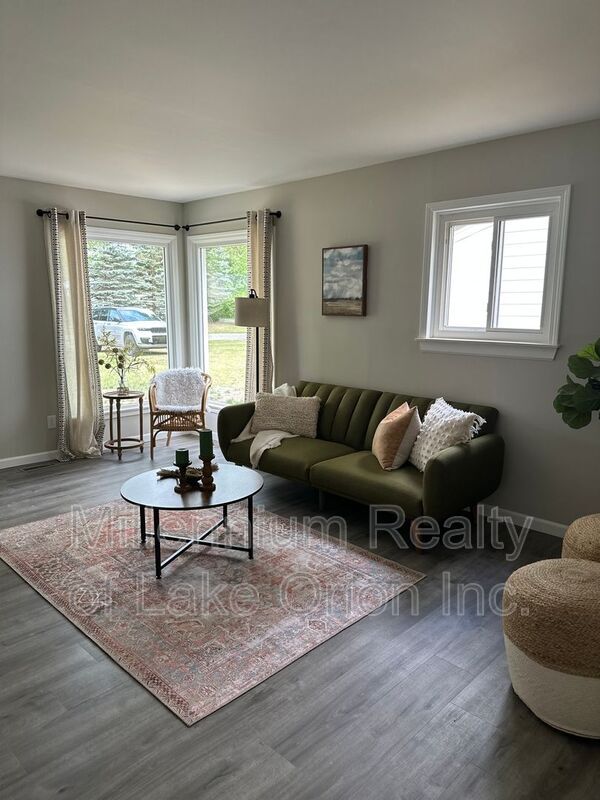 Foto del edificio - 4811 Summerhill Dr