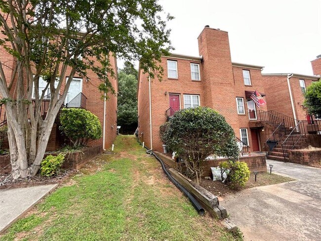 Building Photo - 93 Davis Mill Ct