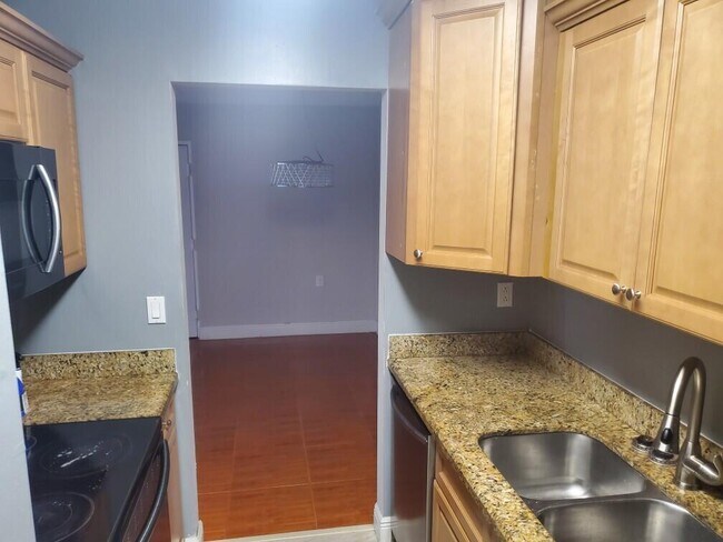 Foto del edificio - 1068 Benoist Farms Rd
