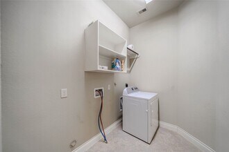 Building Photo - 13509 Silent Walk Dr