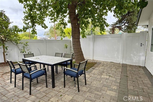 Foto principal - 2303 N Sparks St