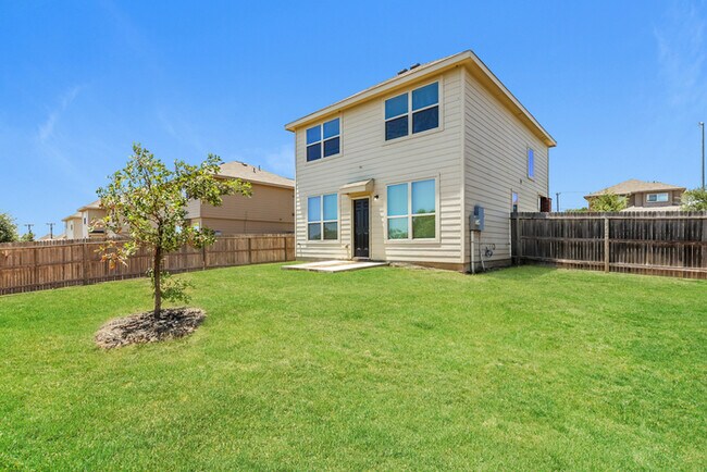 Foto del edificio - Tesoro Hills - 4810 War Horse Drive, San A...