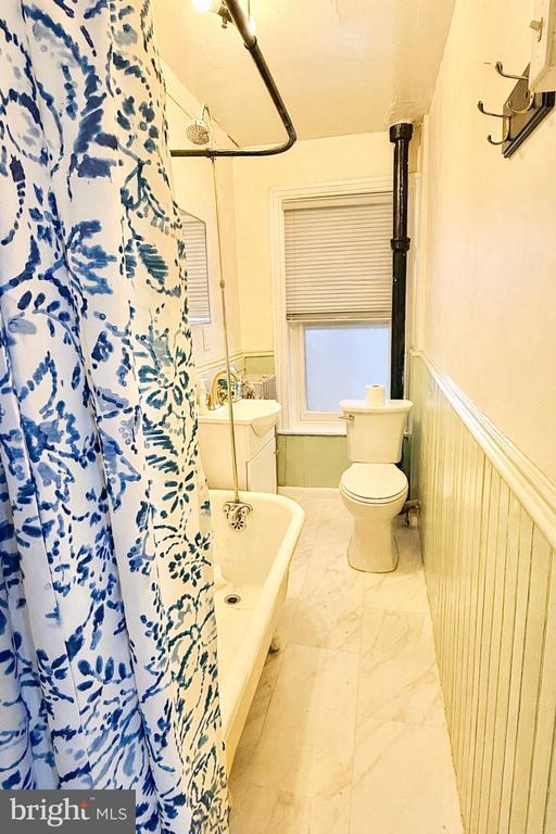 Foto del edificio - 327 Main St