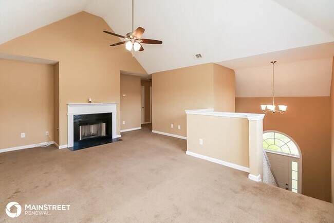 Foto del edificio - 2051 Registry Ct, Hampton, GA 30228