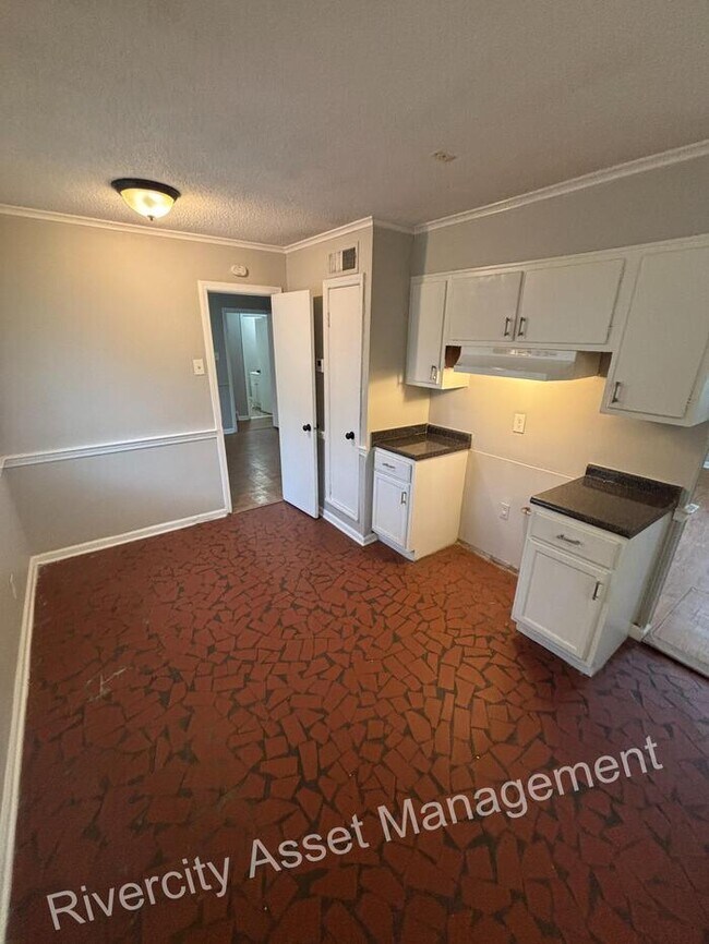 Foto del edificio - Cute 3 bedroom 1 bathroom home in Parkway Village Area!!! Section 8 Welcomed !!!