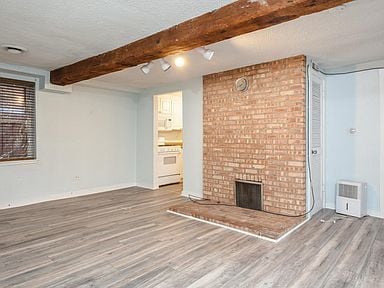 Building Photo - 2052 N Dayton St