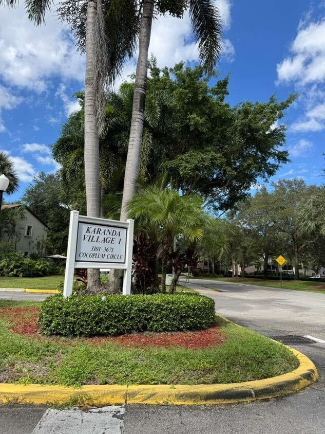 Foto principal - 3167 Cocoplum Cir