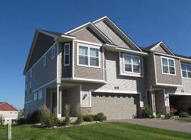 Foto del edificio - 15203 Maryland Ave S