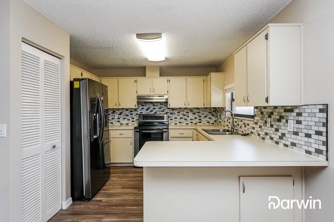 Building Photo - 3460 Tomahawk Ave, Spring Hill, FL 34606