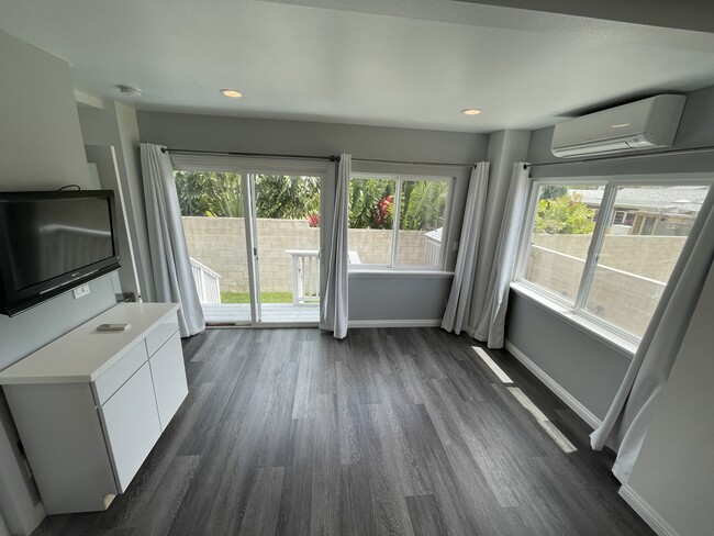 Foto del edificio - 6153 Kalaniana?ole Hwy