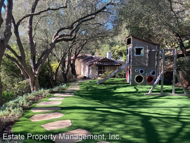 Foto del edificio - 3 br, 3.5 bath House - 2475 Bella Vista Drive