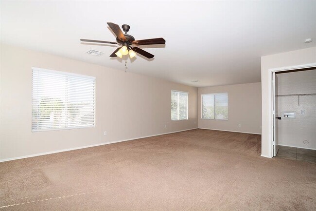Foto del edificio - 14206 N 127th Ave