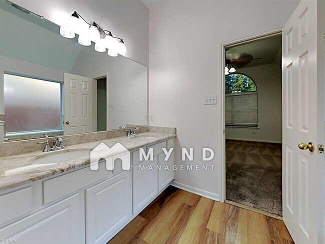 Building Photo - 4 br, 2 bath House - 2131 Lakewind Ln League