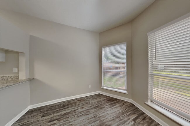 Building Photo - 16423 Concord Falls Ln