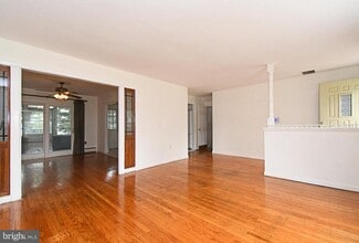 Building Photo - 559 General Muhlenberg Rd