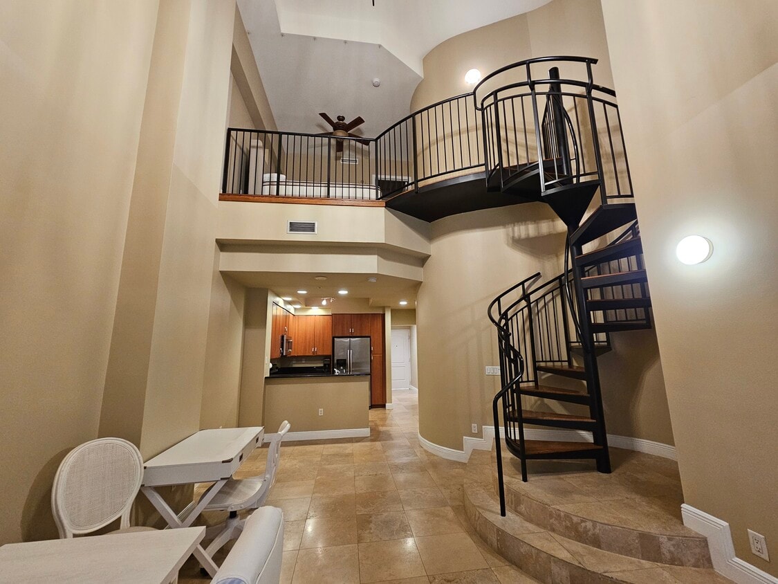First floor living area and kitchen - 801 S Olive Ave