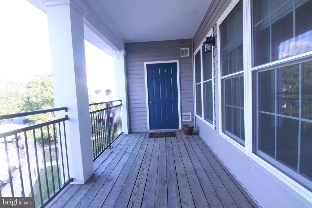 46590 Drysdale Terrace Unit 300, Sterling, VA 20165 Condo for Rent in
