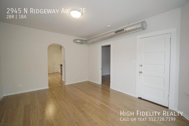 Building Photo - 2945 N Ridgeway Ave