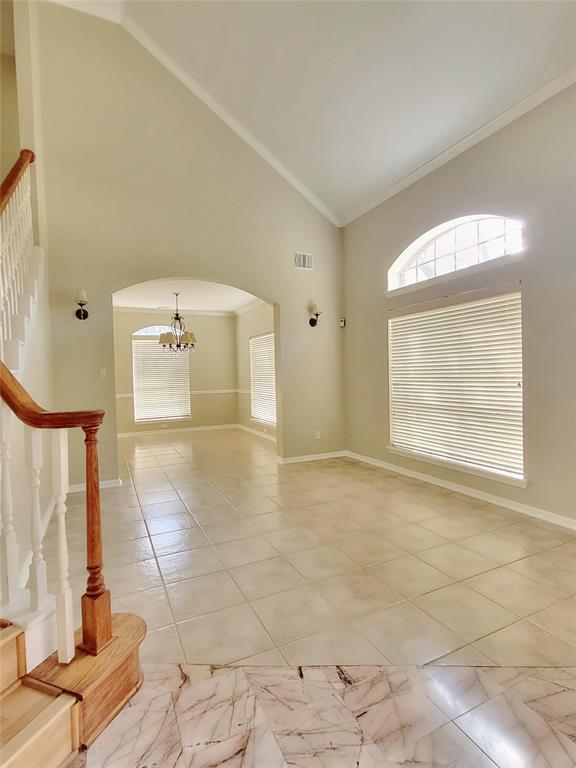 Building Photo - 1627 Berkoff Dr