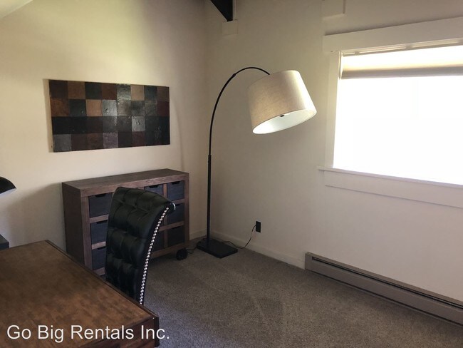 Building Photo - 2 br, 2 bath House - 2225 Black Otter Rd.