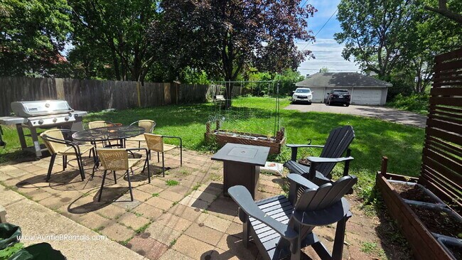 Foto del edificio - Spacious 4BR  in Saint Paul | 2 Full Baths - VIDEO TOUR
