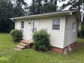 Building Photo - 4966 Robin St