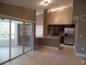 Building Photo - 2810 N Oakland Forest Dr
