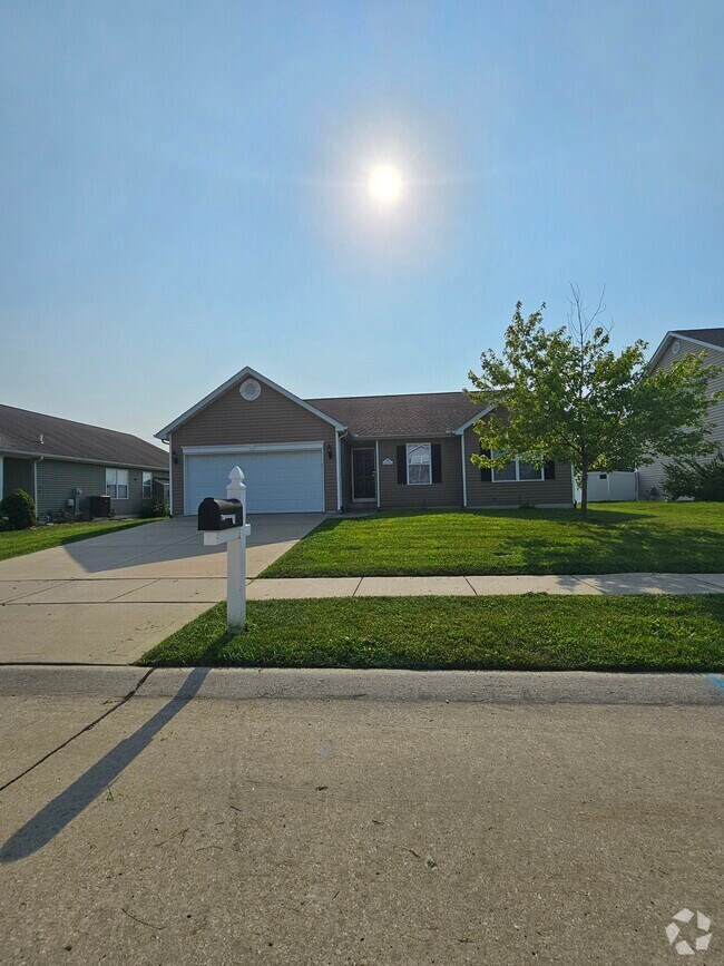 Prairie View Estates Senior Living Apartments for Rent Mascoutah, IL