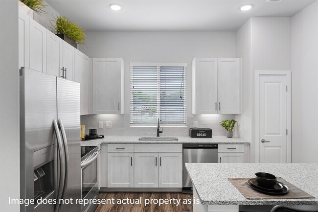 Foto del edificio - 5900 Co Rd 277