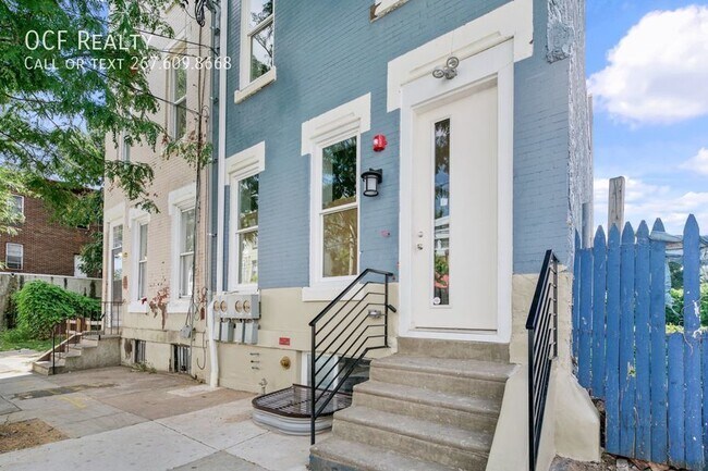 Building Photo - 614 W Norris St