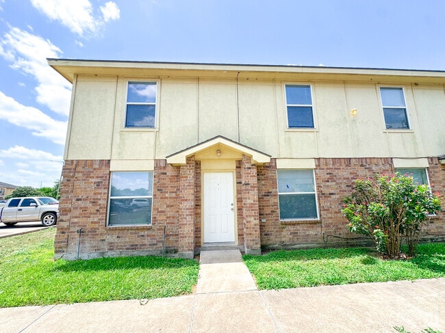 Building Photo - 709 Sonesta Dr