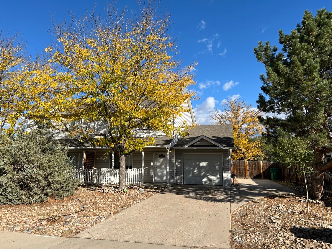 Foto principal - 313 Ash Ct