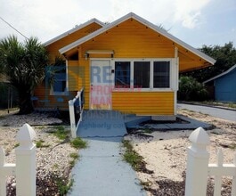 Building Photo - 1415 10th St W