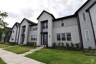 Building Photo - 3860 Keya Dr
