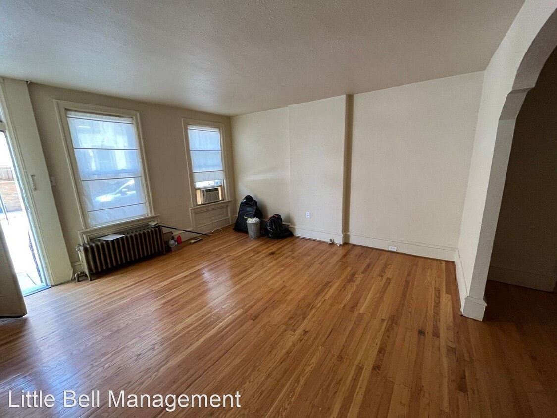 Primary Photo - 3 br, 1 bath House - 722 S. Hutchinson Street