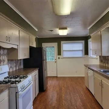 Foto del edificio - 7864 Dixie Blanchard Rd