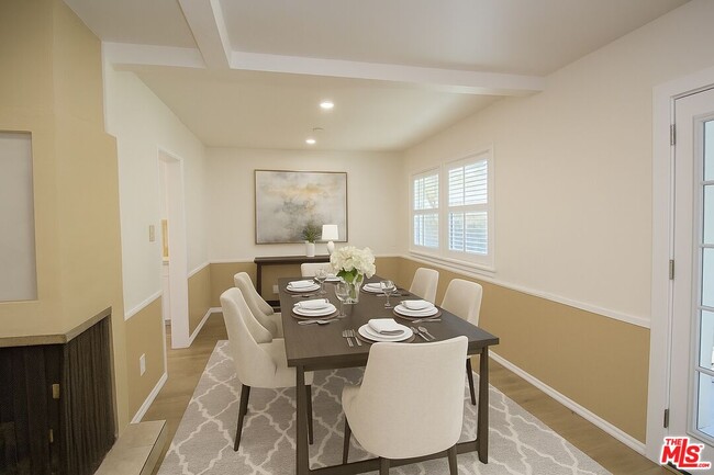 Foto del edificio - 7465 N Forbes Ave