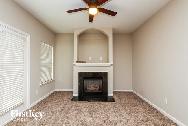 Building Photo - 9243 Ducati Ln