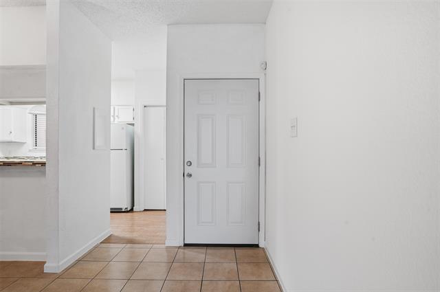 Foto del edificio - 5550 Spring Valley Rd