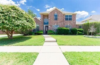 Building Photo - 3700 Kimble Dr