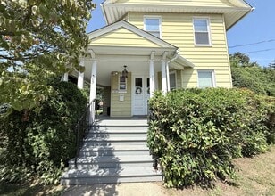 Building Photo - 505 Prospect Ave