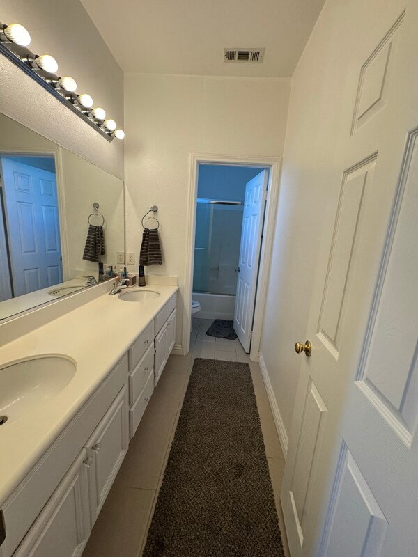 Foto del edificio - 13895 Peach Grove Ln