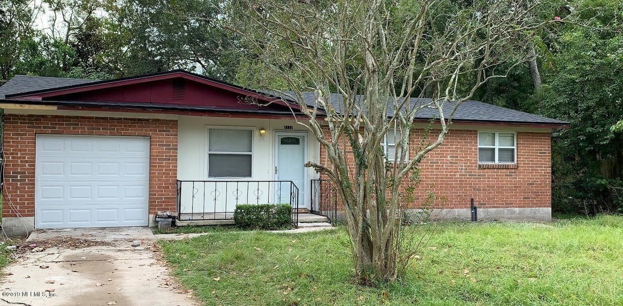 Primary Photo - 7112 Luke St