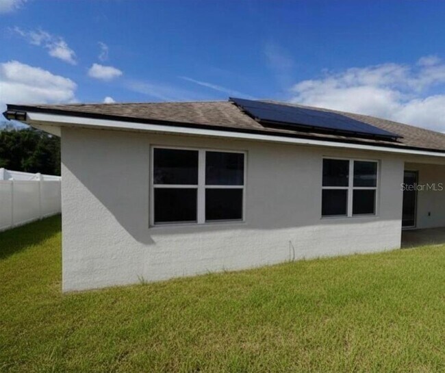Foto del edificio - 880 Colville Dr