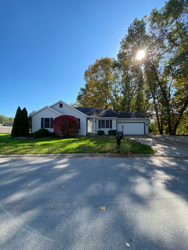 Building Photo - 3 Bedroom Home in Osceola