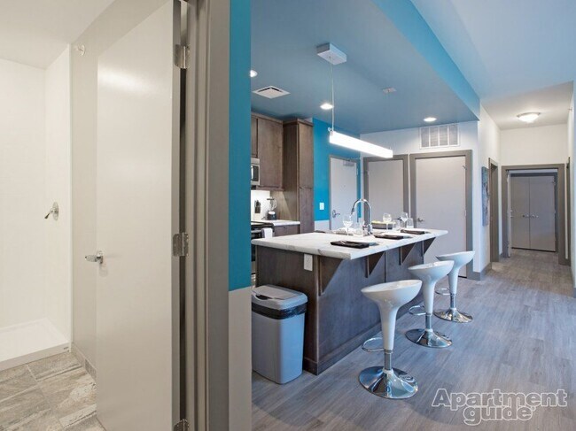 Foto del edificio - 1243 E Cherry St
