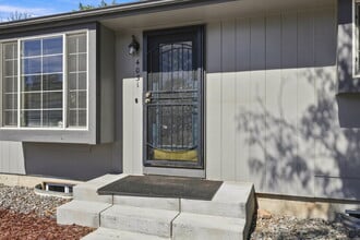 Building Photo - 4031 Shelley Ave