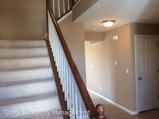 Building Photo - 1110 Ekstam Dr
