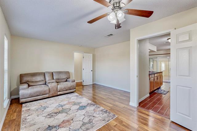 Building Photo - 3912 Raphael Dr